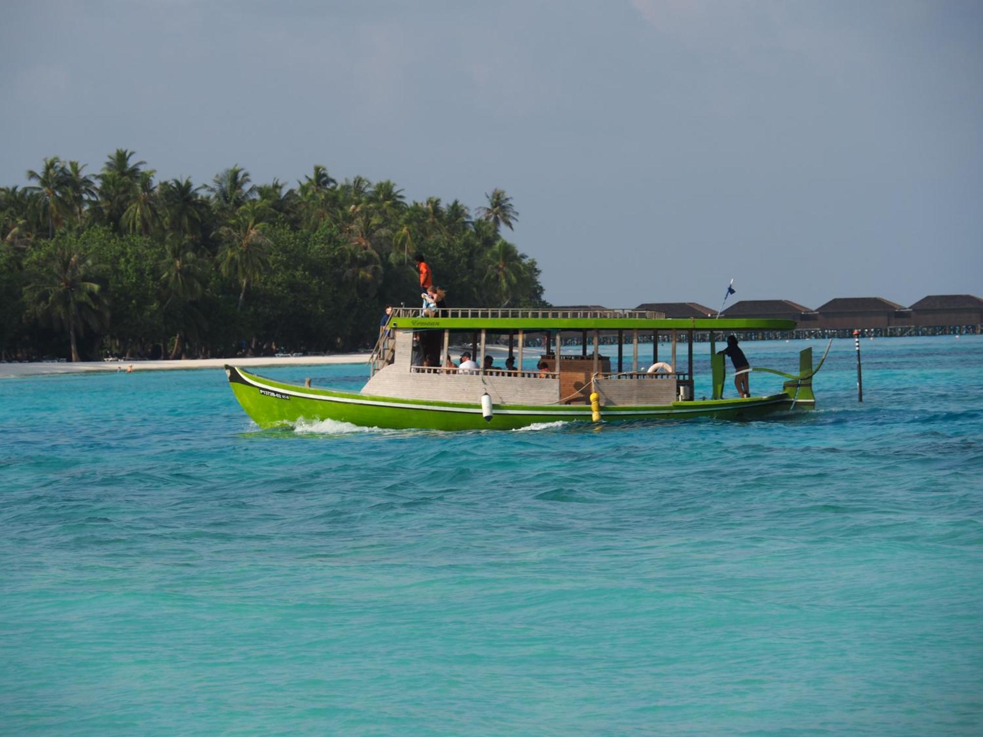 Hotel Club Kaafu Maldives à Dhiffushi Extérieur photo